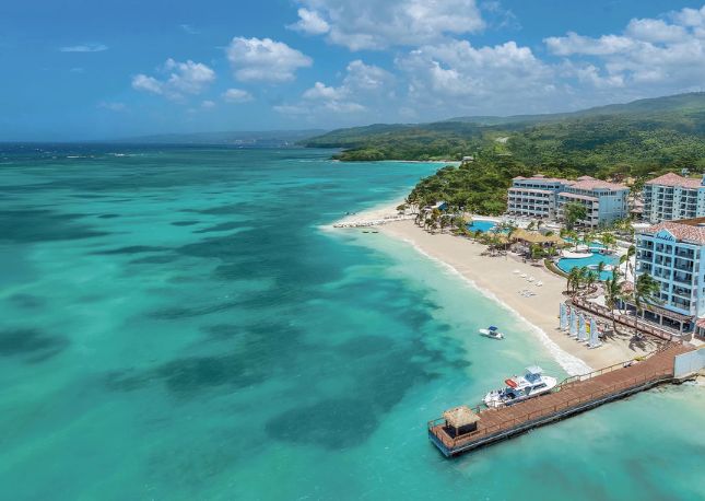 Sandals Dunn's River