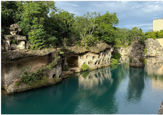 Hotel Xcaret River