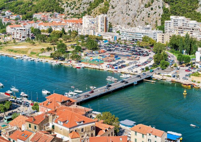 Rich culture meets stunning Croatian landscapes and traditional cuisine with this immersive Split shore excursion, as you discover a breathtaking geological wonder, followed by a visit with a local family and your charming elderly host
